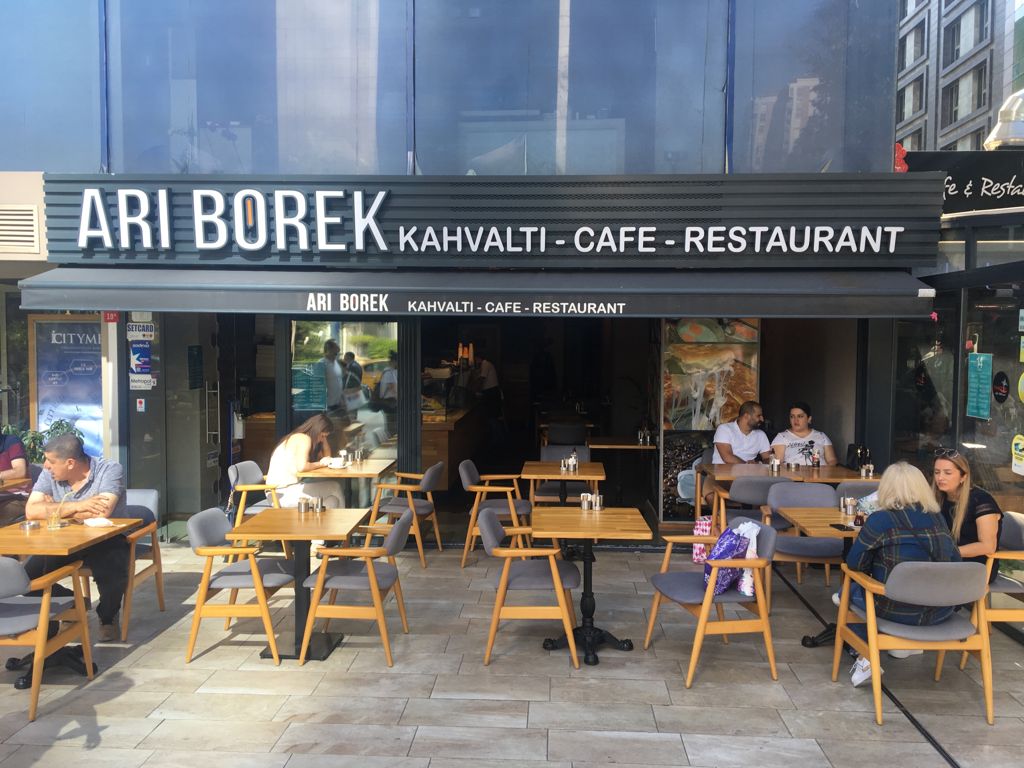 Arı börek fulya